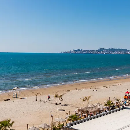 The Seafront Paradise By Ps شقة *
